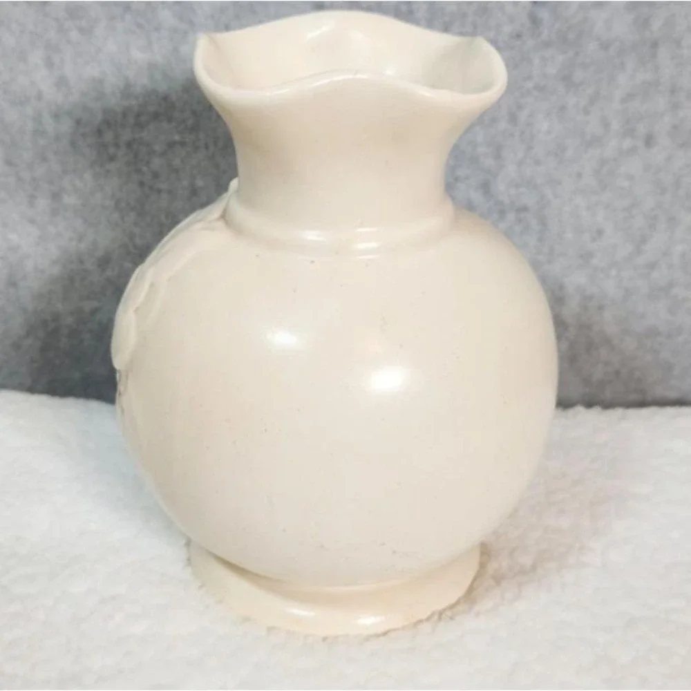 VTG c1940s Red Wing Pottery Vase Magnolia #975 Ivory & Brown Vase 6